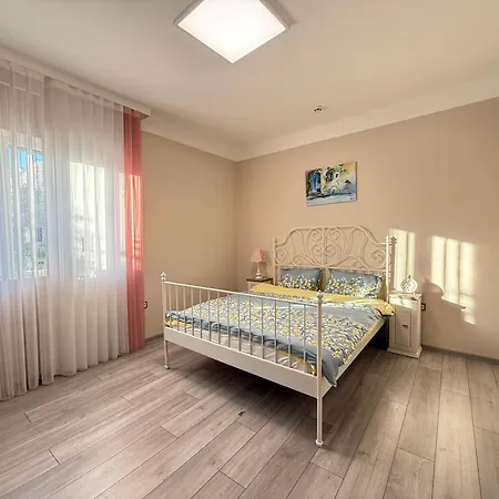 Sea House בורגאס