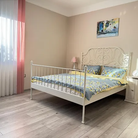 Sea House דירה בורגאס